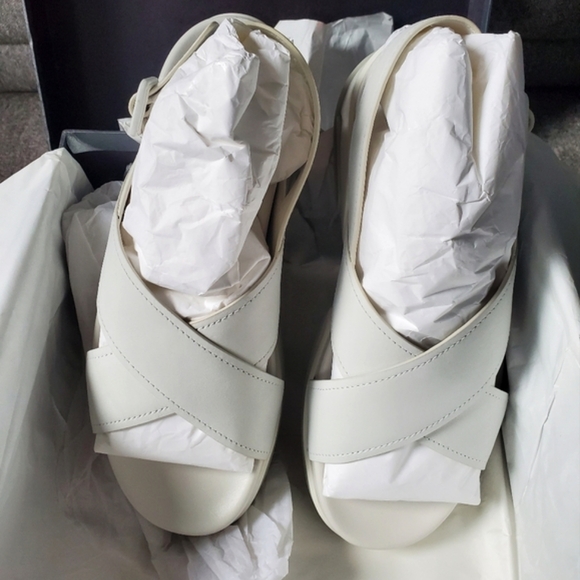 Prada White Leather Slingback Crossover Platform Sandals Size 38.5 / 8.5 - Picture 8 of 11